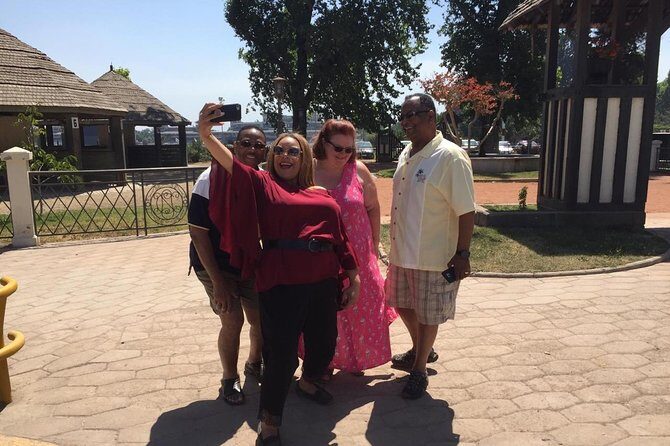 Half-Day Small-Group Panoramic Santiago Tour - Transportation, Timing, and Group Size