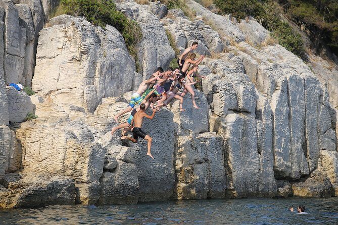 Half-Day Split Sea Kayak Adventure - Accessibility and Practicalities