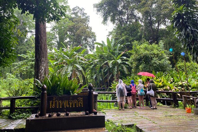 Half day Sticky Waterfall (Bua Thong Waterfall) and local market - FAQ