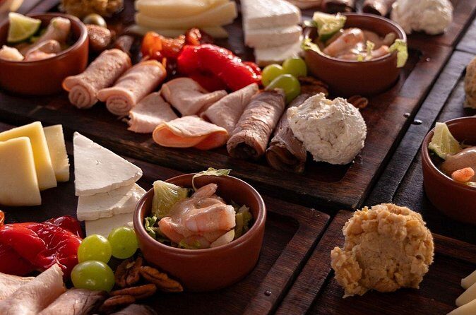 Half Day Sunset Luxury Sailing in Puerto Morelos with Open Bar - Who Should Book This Tour?