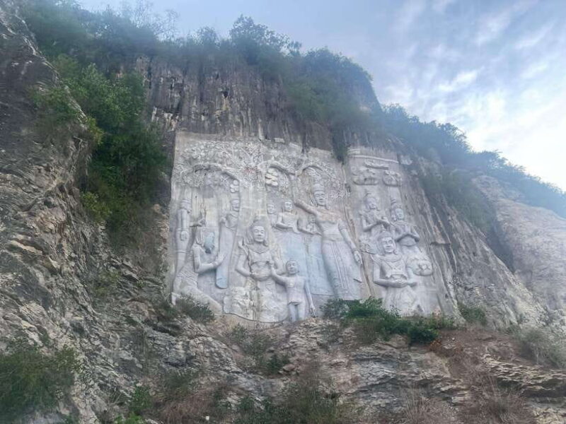 Half-day swing bridge, bamboo train, batcave & Killing cave - FAQ