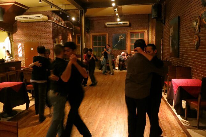 Half-Day Tango Lesson and Milongas in Buenos Aires - A Close Look at the Tango Tour in Buenos Aires