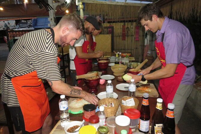 Half-Day Thai Cooking Class and Market Tour From Chiang Mai - Who Will Love This Tour?
