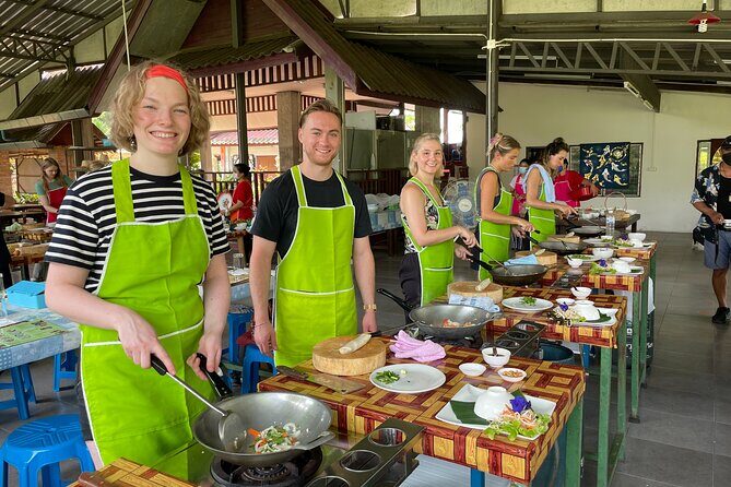 Half-Day Thai Cooking Class at Organic Farm in Chiang Mai - Key Points