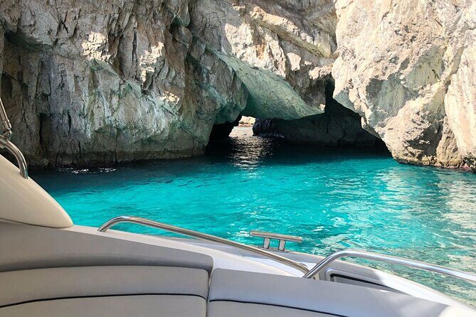 Half day to discover the fascinating island of Capri - Practical Details and Tips