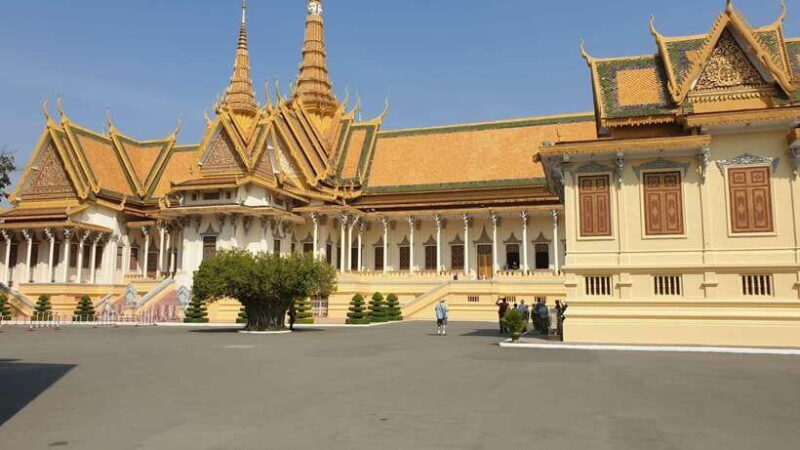 Half Day To Royal Palace, Silver Pagoda, and Wat Phnom Tour - FAQ