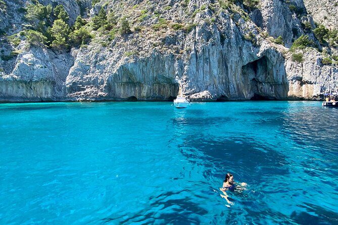 Half day tour of Capri by private boat - Frequently Asked Questions