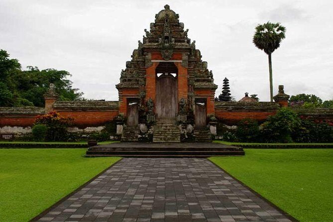 Half Day Tour: Tanah Lot Sunset & Taman Ayun Temple Included Entrance Ticket - FAQs