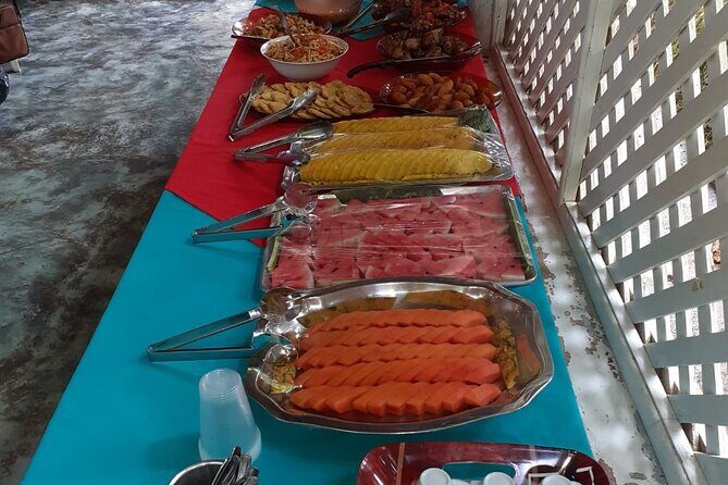 Half day Tour to El Limón Waterfall with Lunch - Frequently Asked Questions