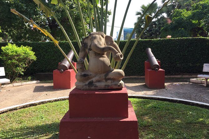 Half Day Tour to Royal Palace, Wat Phnom & Independent Monument - Who Would Enjoy This Tour?