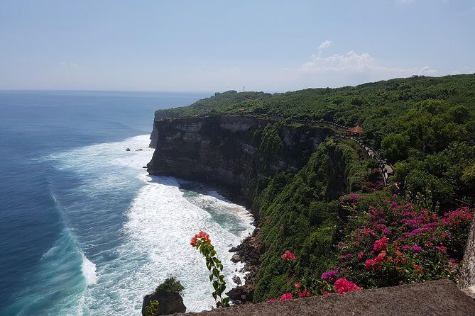 Half Day: Uluwatu Temple,KECAK FIRE DANCE Evening Tour & Jimbaran SEAFOOD Dinner - An In-Depth Look at the Tour Experience