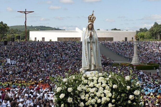 Half Day Visit Fatima and Village of the Pastorzinhos small group - An In-Depth Look at the Fatima Small-Group Tour
