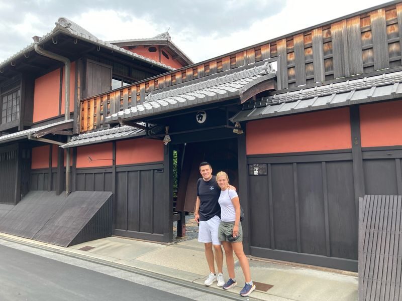 Half Day Walking Tour of Kyoto - Kiyomizu Temple, Gion and Nishiki Market - What the private format is worth