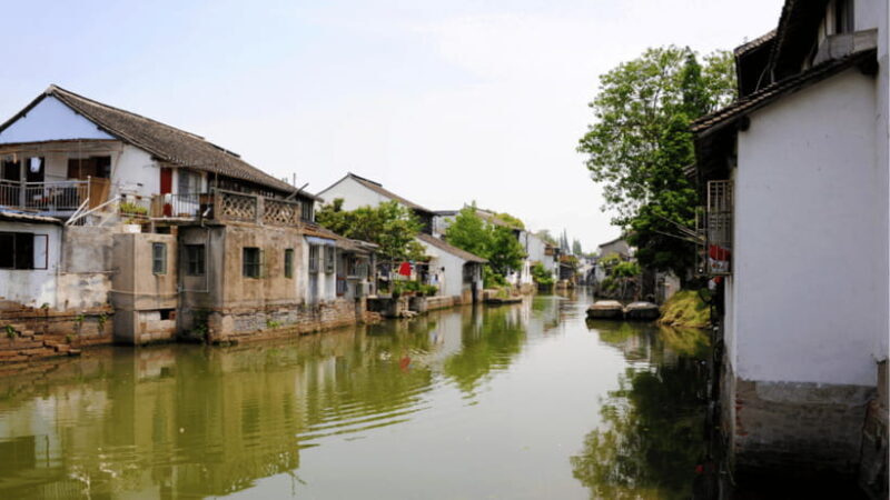 Half-Day Zhujiajiao Water Town Wonders Small Group Tour - Final Thoughts: Is This Tour Right for You?