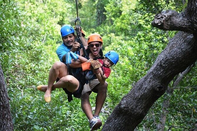 Half-Day Zip Line Combo: Beaches and Wildlife Encounter in roatan - A Closer Look at the Roatan Zip Line and Wildlife Tour