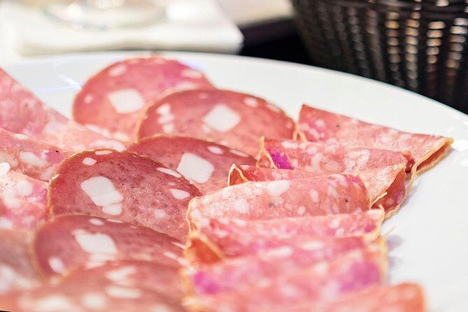Halles de Lyon Paul Bocuse Food Tour - Exploring the Lyon Food Tour: What to Expect