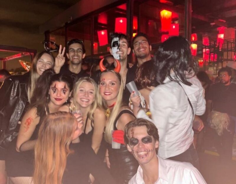 Halloween Haunts: Lisbon Pub Crawl Experience - Practical Tips for Participants