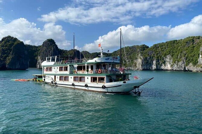 Halong Bay 2 days on classic cruise, small group, biking-kayaking - Authenticity and Value