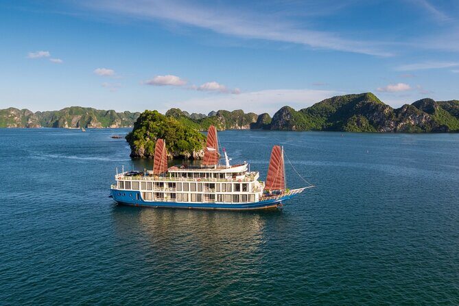 Halong Bay 2D1N Cruise Tour, Full Meals, Caves, Kayak &Transfer - A Deep Dive into the Halong Bay 2D1N Cruise Experience