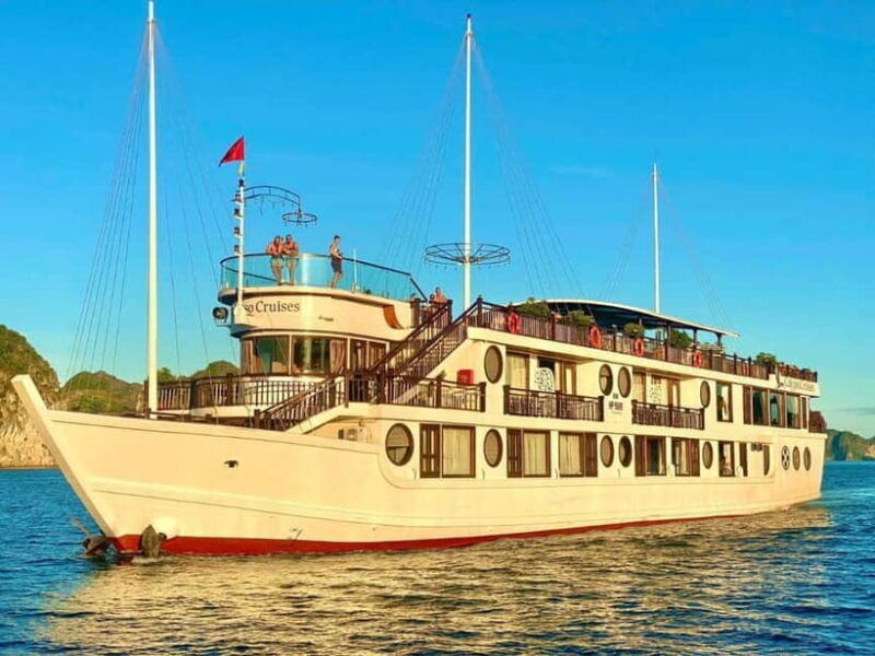 Halong Bay 4 Luxury Cruise & Ninh Binh Tour 3D2N from Hanoi - Transition to Ninh Binh: Land of Limestone and Legends