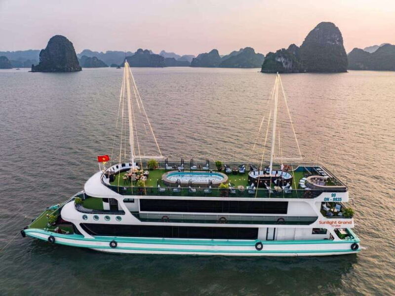 Halong Bay 5 Star Day Cruise with swimm Pool, Buffet, Kayak - Key Points