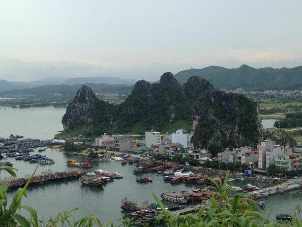 Halong Bay Cruise 2 Days/1 Night 5 Star All included - Discover the Beauty of Halong Bay on a 2-Day All-Inclusive Cruise