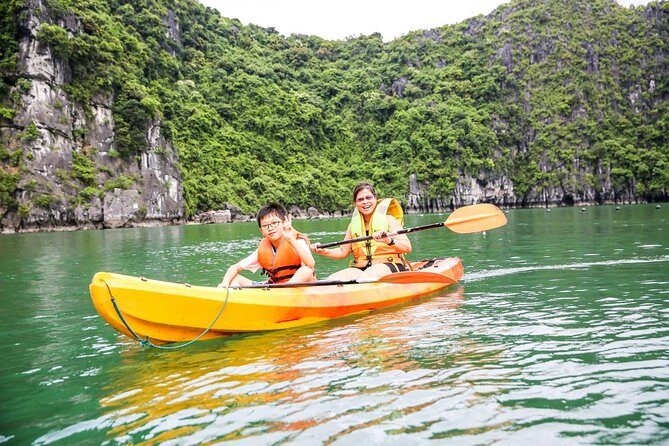Halong Bay Cruise Tour from Hanoi with Kayak Adventure - Experience the Magic of Halong Bay in a Day