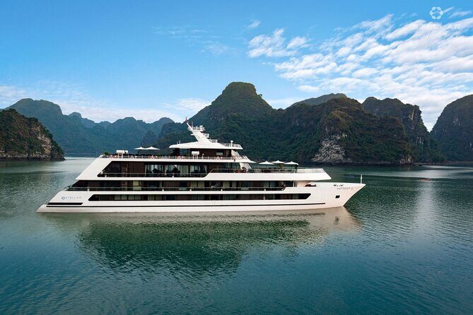 Halong Bay Cruises Top Seller included Pick up & Transfers - An Honest Look at the Ha Long Bay Day Cruise