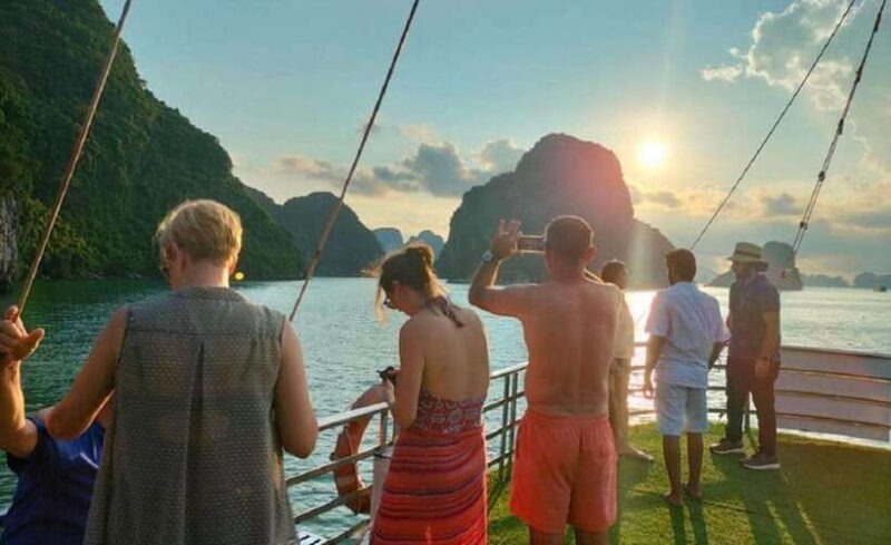 Halong Bay: Day Cruise with Lunch and Kayak from Ninh Binh - Exploring Halong Bay: A Practical Guide