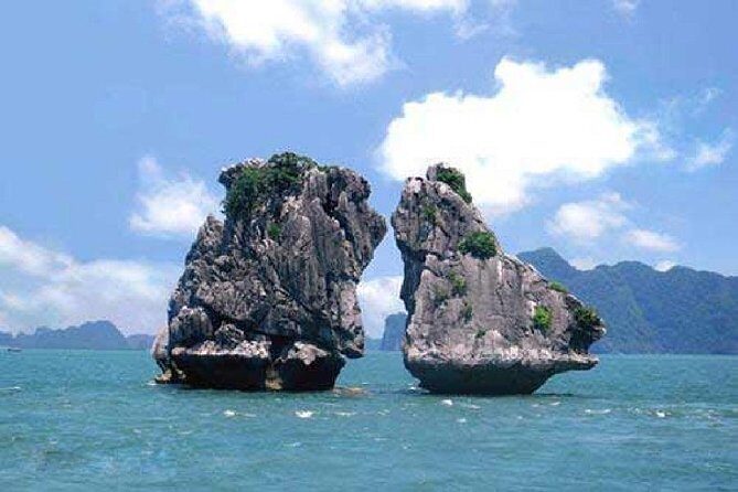 Halong Bay Day Trip 6-Hour Cruise Tour [Round-Trip Highway] With Lunch, Sea Kayak or Bamboo Boat (Row Boat) - Key Points