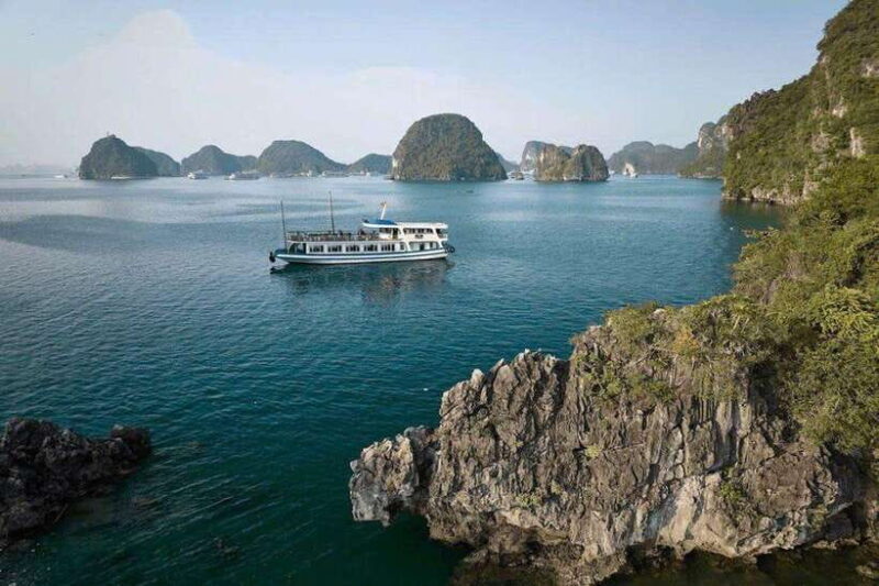 Halong Bay: Full-Day 4-Star Experience with Kayaking - Key Points