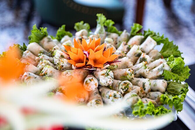 Halong bay Luxury Cruise Day Trip: Buffet lunch & Limousine bus - FAQ