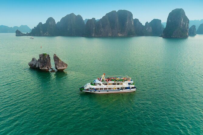 Halong bay Luxury Cruise Trip: Titop Island, Amazing Cave & Kayak - Key Points