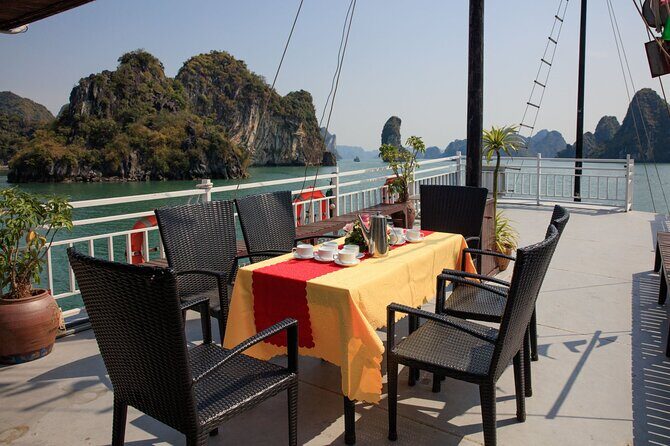 Halong day tour 4 hours Cruise from Hanoi city - Key Points