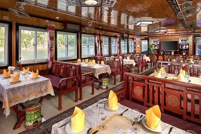 Halong Islands, Caves, Kayak, Lunch day tour w Dragonfly Cruise - Transportation and Group Size: Why It Matters