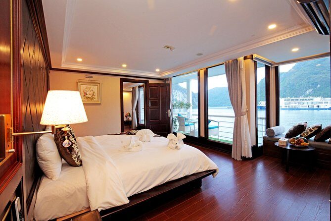 Halong - LanHa Bay with 3.5star La Pinta Cruise 3days/2nights - The Real Value of the La Pinta Cruise