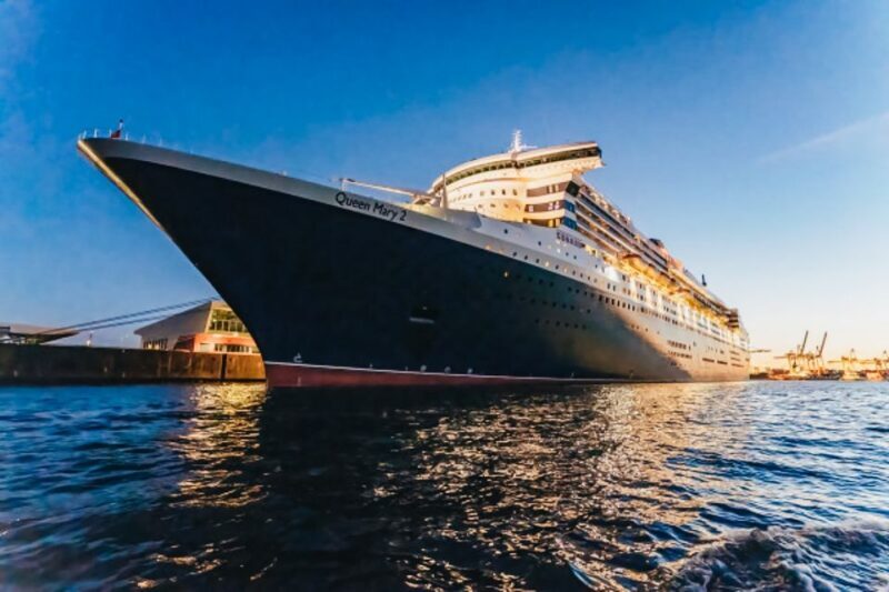 Hamburg: 1.5h Grand Harbor Evening Lights Cruise - Final Thoughts