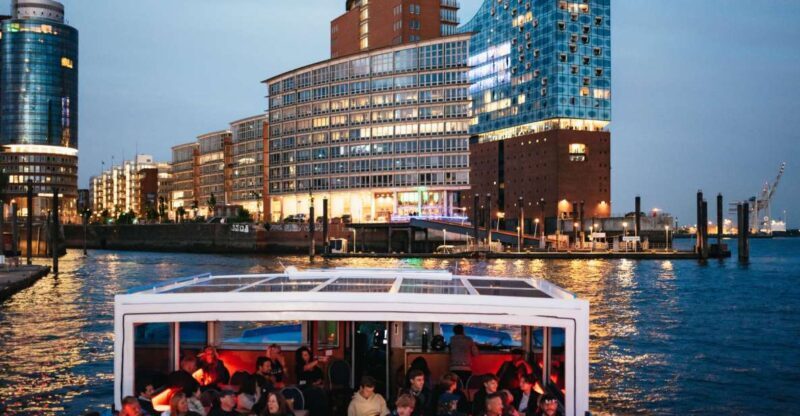 Hamburg: 1-Hour Evening Harbor Lights Cruise - FAQs