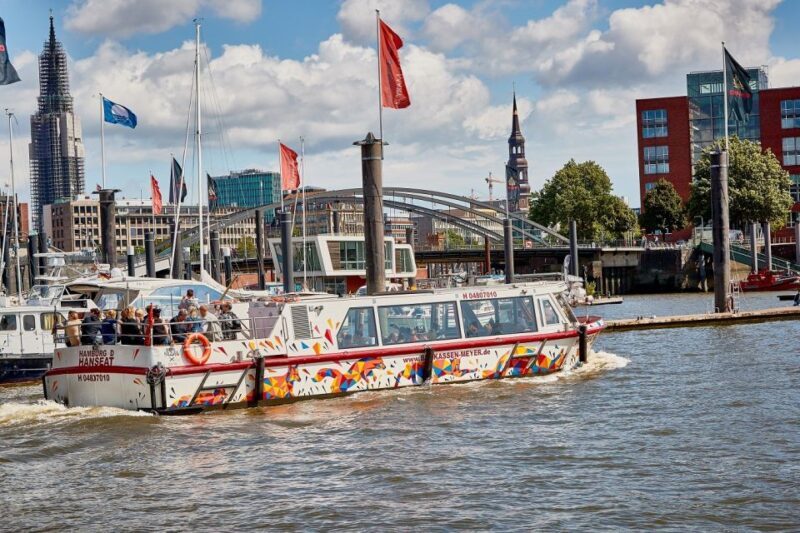 Hamburg: 1-Hour Harbor Cruise - Highlights That Shine