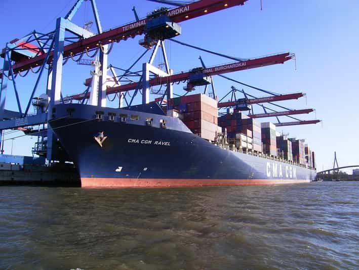 Hamburg: 1-Hour Harbor Cruise - Starting Point and Logistics