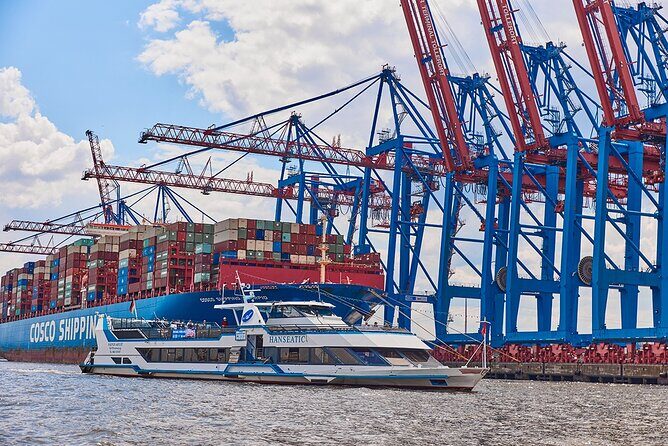 Hamburg: 1-hour harbor tour - Wrapping it up