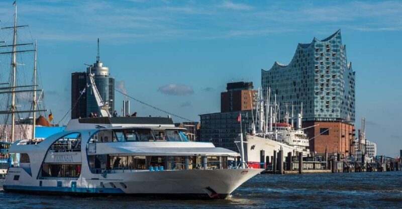 Hamburg: 2-Hour Sightseeing Cruise to Blankenese - Key Points