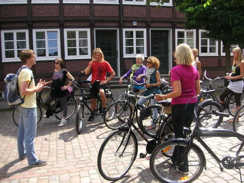 Hamburg 3-Hour Bike Tour - FAQs