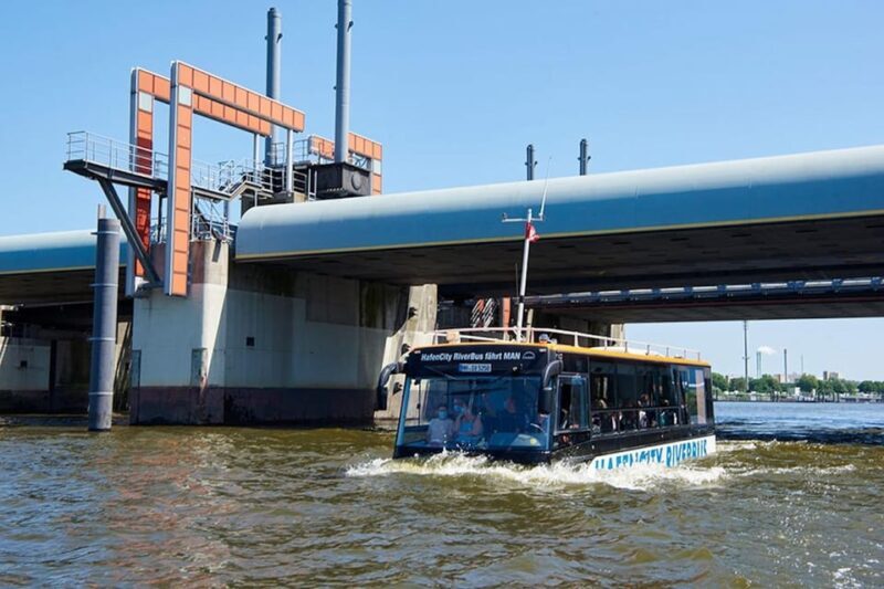 Hamburg: Amphibious River and Land Bus Ticket - FAQ