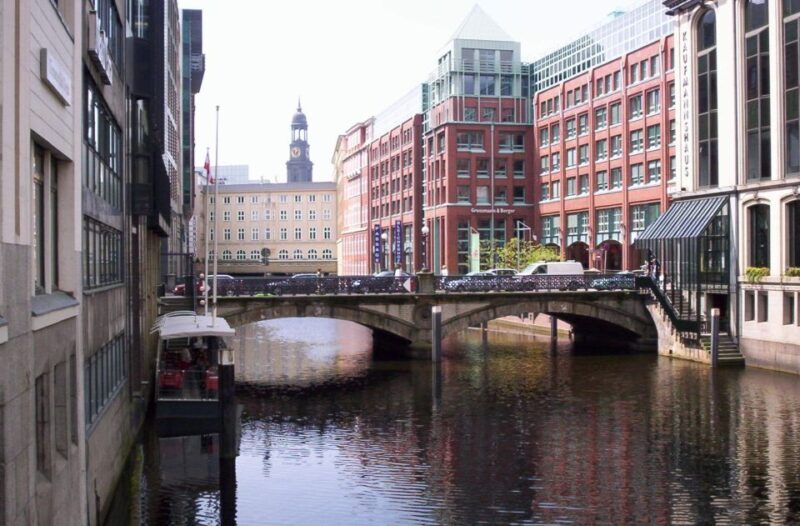 Hamburg: City Tour by Bike with Elbphilharmonie - A Possible Drawback
