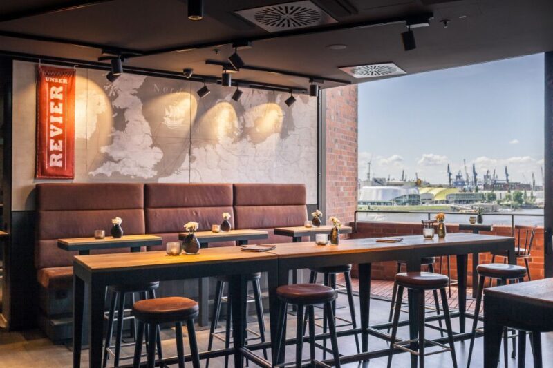 Hamburg: Elphi Plaza Guided Tour with Störtebeker Beer - Why This Tour Offers Great Value