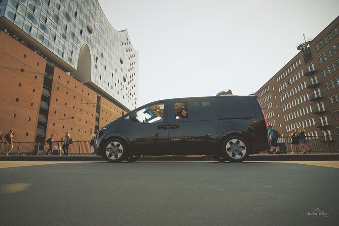 Hamburg for explorers, city tour in a first class van - Who Will Love This Tour?