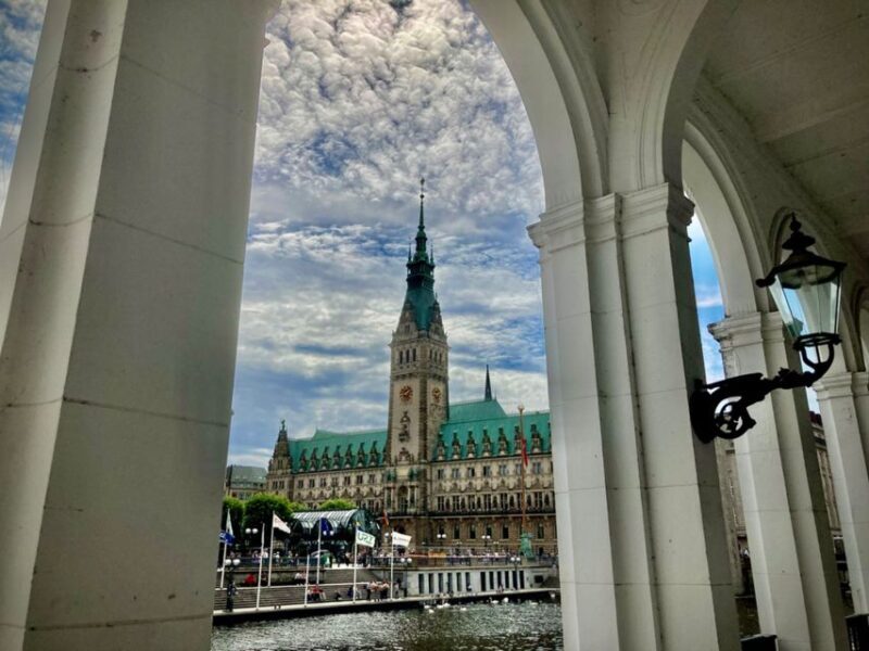Hamburg: Guided Walking Tour in Danish - Key Points