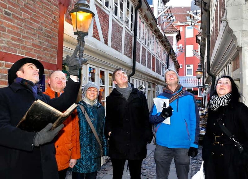 Hamburg: Interactive Crime Theater Tour in German - Detailed Itinerary and Highlights