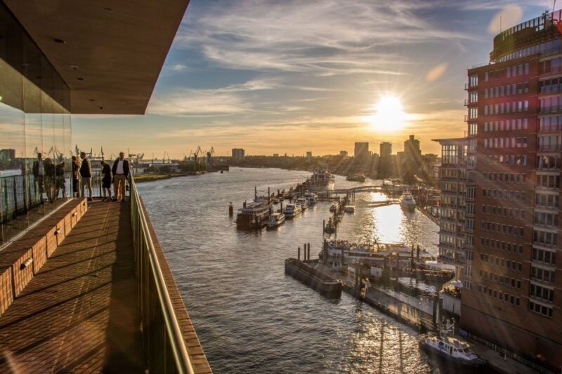 Hamburg: Old Town & Speicherstadt Private Walking Tour - Dive Into the Warehouse District’s History and Architecture